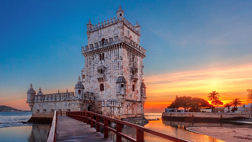 Portugal, Portugal Golden Visa, EU residency, EU Golden Visa, Advantages of living in Portugal, Portugal for expats, a castle in Portugal 