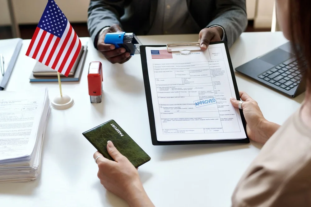 Где россияне могут пройти интервью на американскую визу