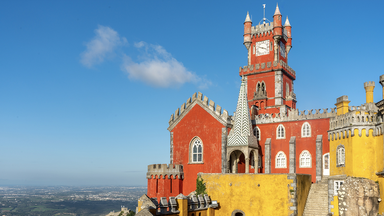 Portugal, Portugal golden visa, Portuguese golden visa, EU residency, EU golden visa, Astons, crypto haven, cryptocurrency, crypto paradise